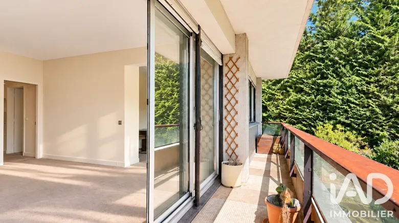 Appartement 3 pièces 84 m² · à L'Haÿ-les-Roses · 83,5 m² · 269 000 €