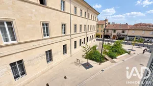 Apartment in Nîmes (30900)