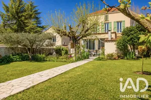 House in Saint-Zacharie (83640)