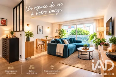 Apartment in Puteaux (92800)
