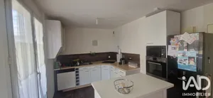 Apartment in Sainte-Geneviève-des-Bois (91700)