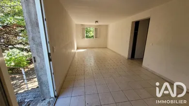 Appartement à Maubec (84660)