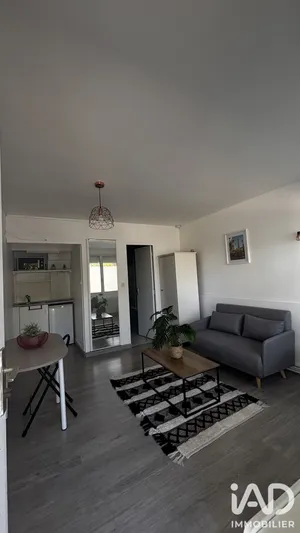 Studio à Sainte-Savine (10300)