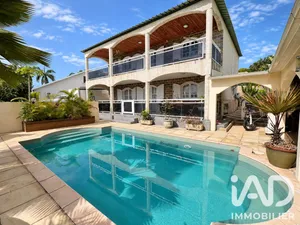 House in La Possession (97419)