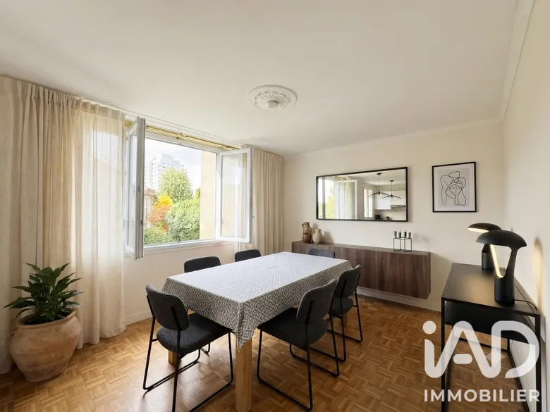 Appartement 4 pièces 67 m² · à Le Kremlin-Bicêtre · 66,7 m² · 345 000 €