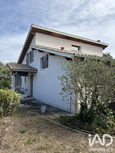 Maison traditionnelle à Le Pian-Médoc (33290)