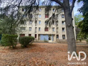 Appartement à Sainte-Geneviève-des-Bois (91700)