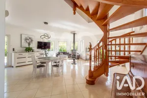 House in Noyers (45260)