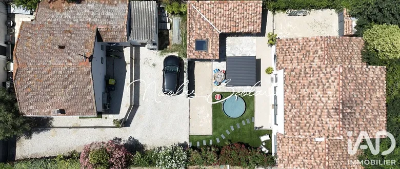 Maison 8 pièces 187 m² · à Saint-Étienne-du-Grès · 187 m² · 645 000 €