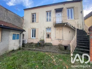 Building in Bourbon-Lancy (71140)