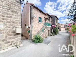 Maison de village à Saint-Victor-et-Melvieu (12400)
