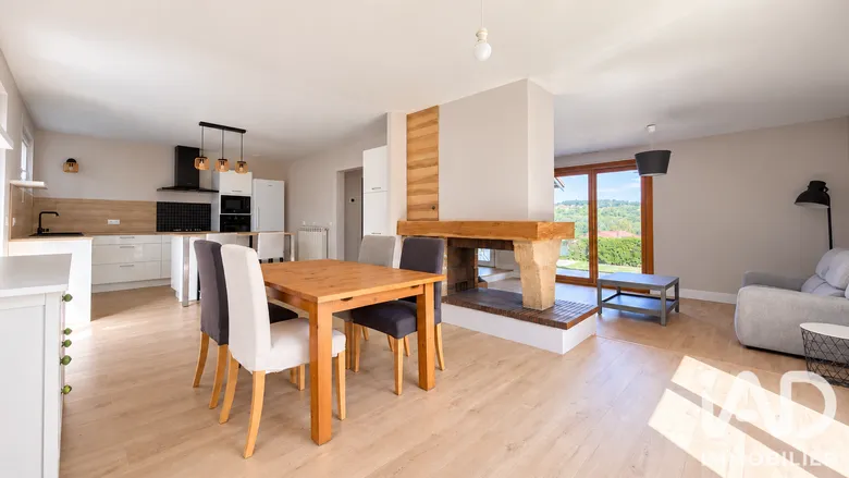 Maison 5 pièces 139 m² · à Châtel-Guyon · 139 m² · 369 000 €