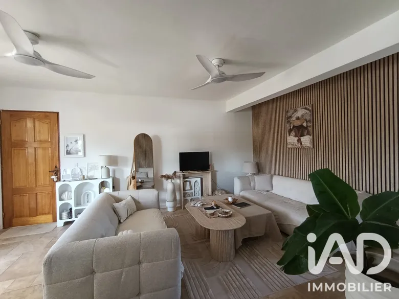 Appartement 3 pièces 70 m² · à Saint-Pierre · 70 m² · 235 000 €