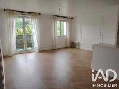 Apartment in Nogent-sur-Oise (60180)