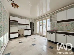 Village house in Ancy-le-Franc (89160)