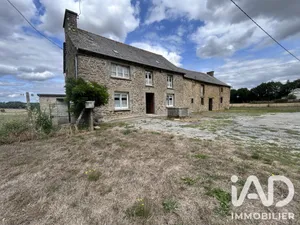 Maison de campagne à Ménéac (56490)