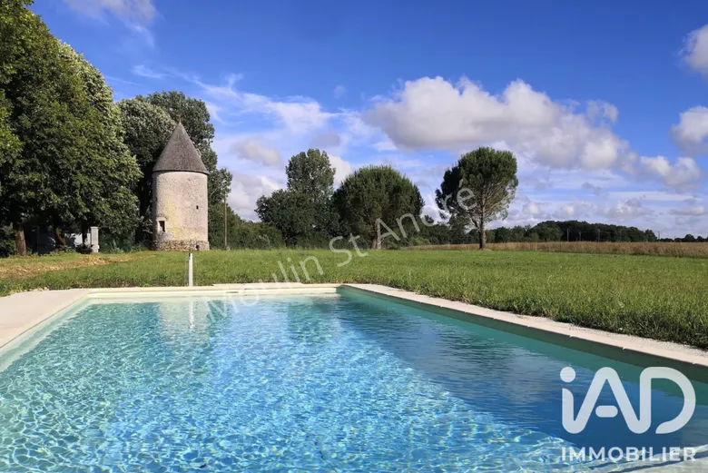 Maison 6 pièces 197 m² · à Saint-André-de-Lidon · 197 m² · 575 000 €