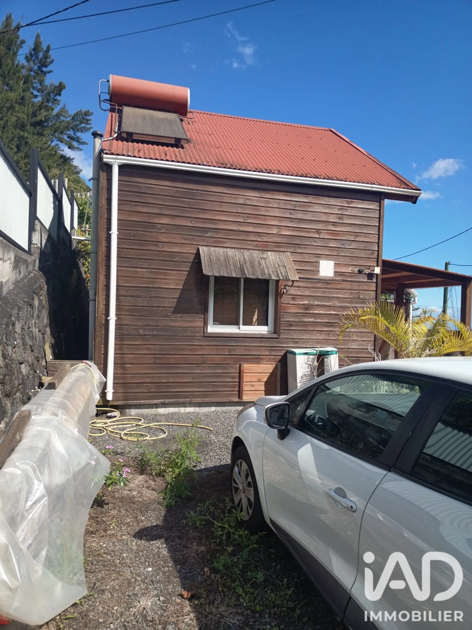 Vente maison à Entre-Deux (97414) : maison traditionnelle 6 pièces 188 m² - 2109015 — 2