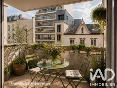 Apartment in Paris (75014)