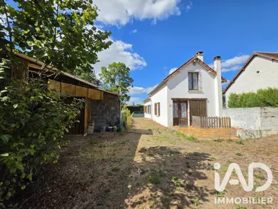 Vente maison à Aurouër (03460) : maison de village 4 pièces 69 m² - 2108125 — 2