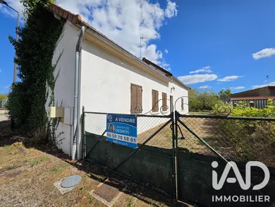Maison de village à Aurouër (03460)