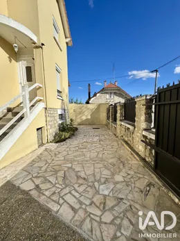 House in Melun (77000)