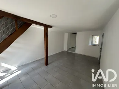 Maison de village à Conlie (72240)
