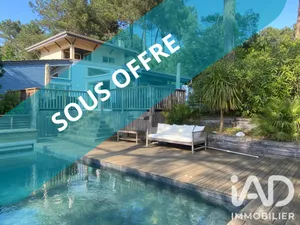 Architectural house in Lacanau Ocean  (33680)
