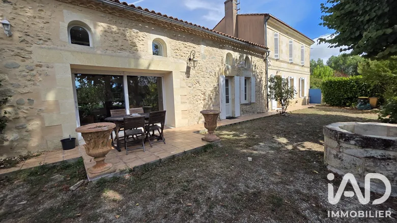Maison 7 pièces 208 m² · à Berson · 208,4 m² · 359 000 €