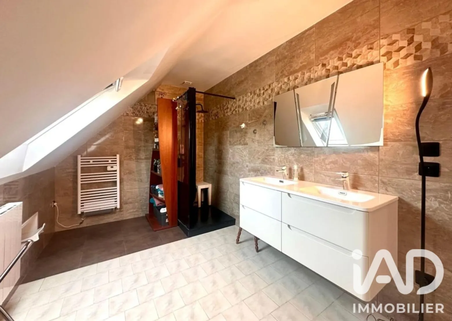 Vente maison à Trégastel (22730) : maison traditionnelle 7 pièces 170 m² - 2110075 — 3