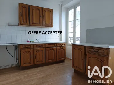 Appartement à Les Aix-d'Angillon (18220)
