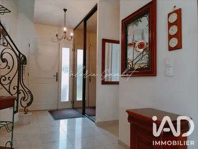 House in Saint-Prix (95390)