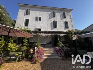 Immeuble à La Motte (83920)