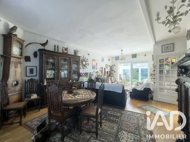 Traditional house in Carrières-sur-Seine (78420)