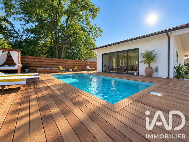 Maison 5 pièces 116 m² · à Salles · 115,8 m² · 489 000 €