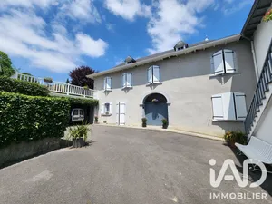 Maison de village à Garindein (64130)