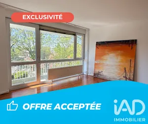Apartment in Lys-lez-Lannoy (59390)