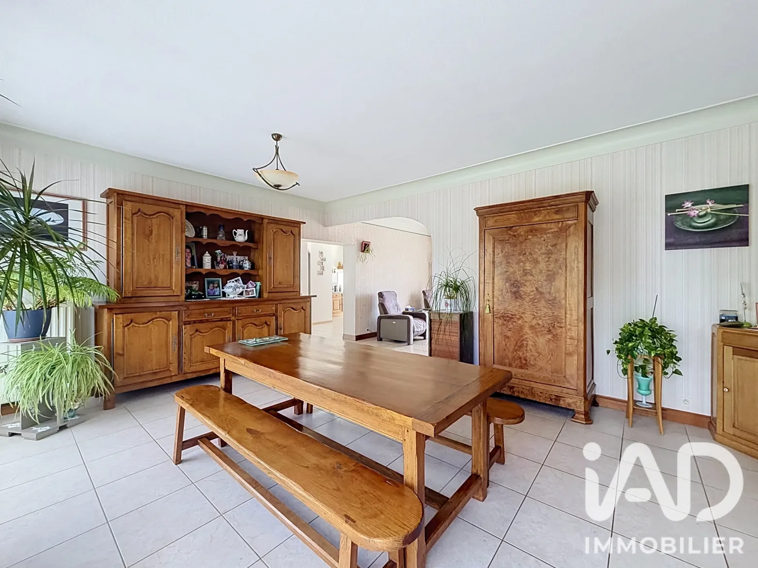 Vente maison à Vouillé (86190) : maison 7 pièces 169 m² - 2110847 — 3