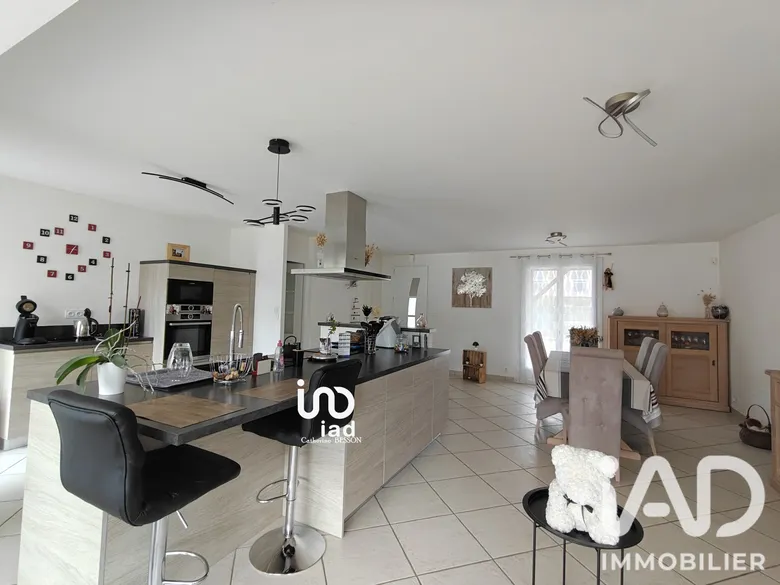 Maison 4 pièces 123 m² · à La Chevrolière · 123 m² · 330 000 €