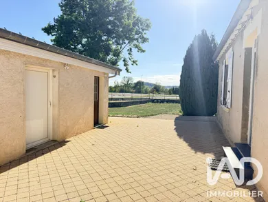 House in Chalindrey (52600)