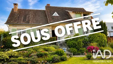 Traditional house in Ermont (95120)