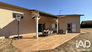 Traditional house in Ambierle (42820)