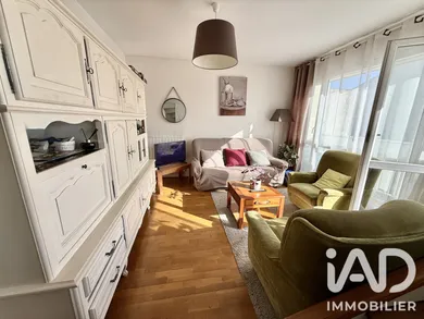 Immeuble à Montigny-le-Bretonneux (78180)