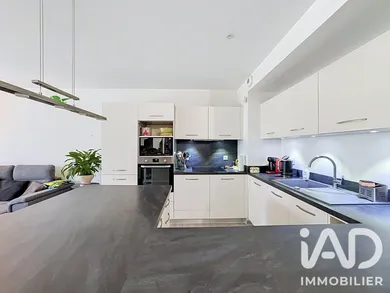 Appartement à Ville-la-Grand (74100)
