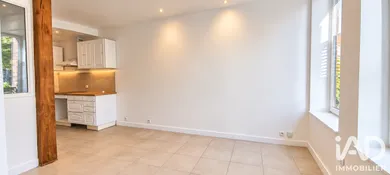 Apartment in Châteauneuf-en-Thymerais (28170)