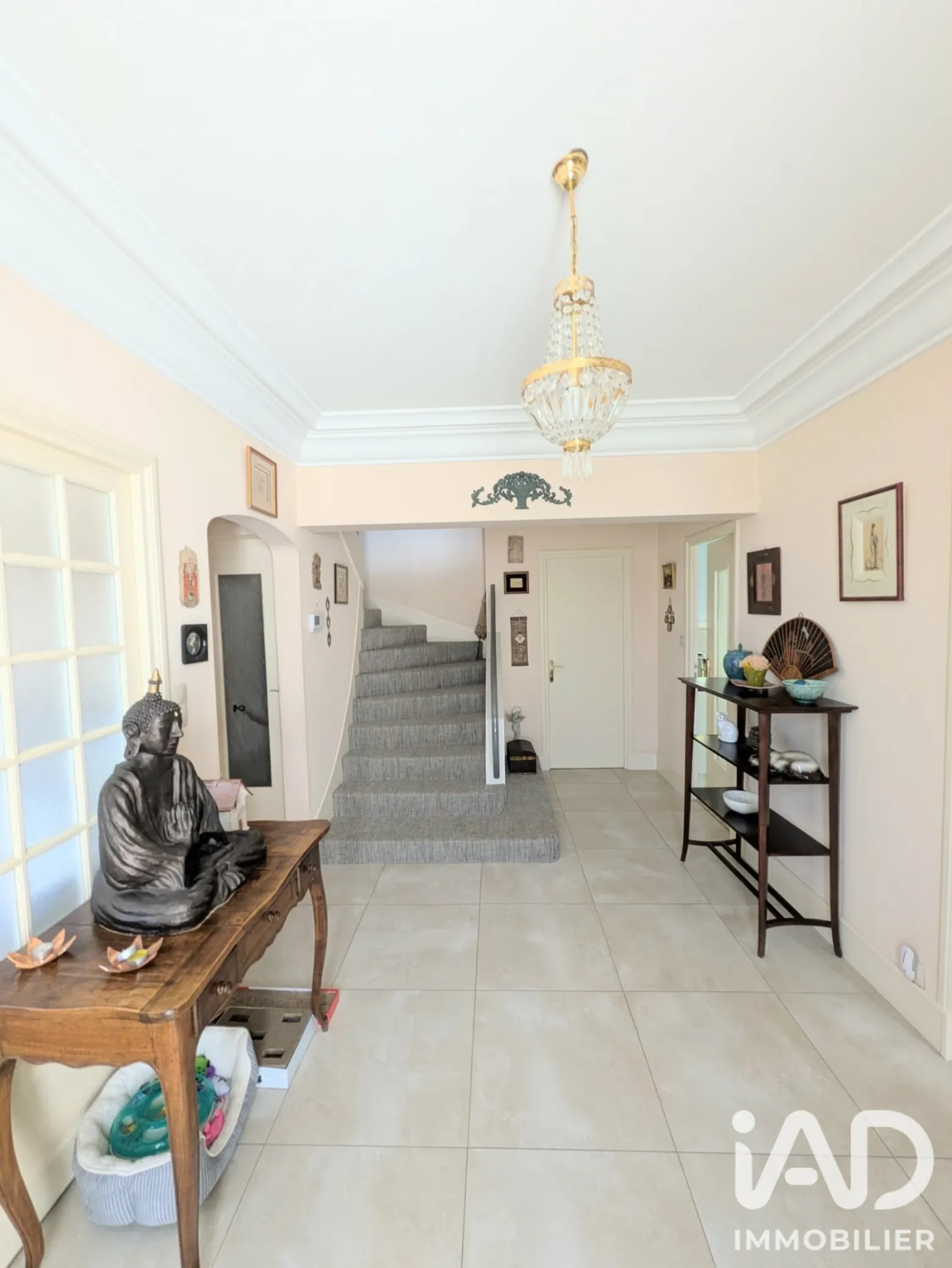 Vente maison à Chambray-lès-Tours (37170) : maison traditionnelle 6 pièces 185 m² - 2083936 — 2