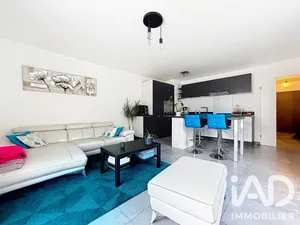 Apartment in Chessy (77700)