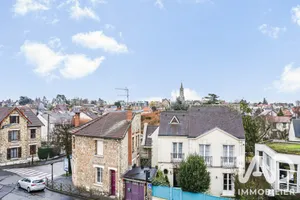 Apartment in Le Chesnay (78150)