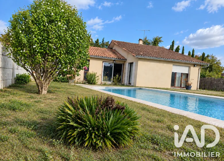 Maison 5 pièces 130 m² · à Les Églisottes-Et-Chalaures · 130 m² · 189 500 €