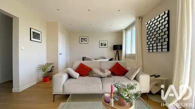 Apartment in Bordeaux (33200)